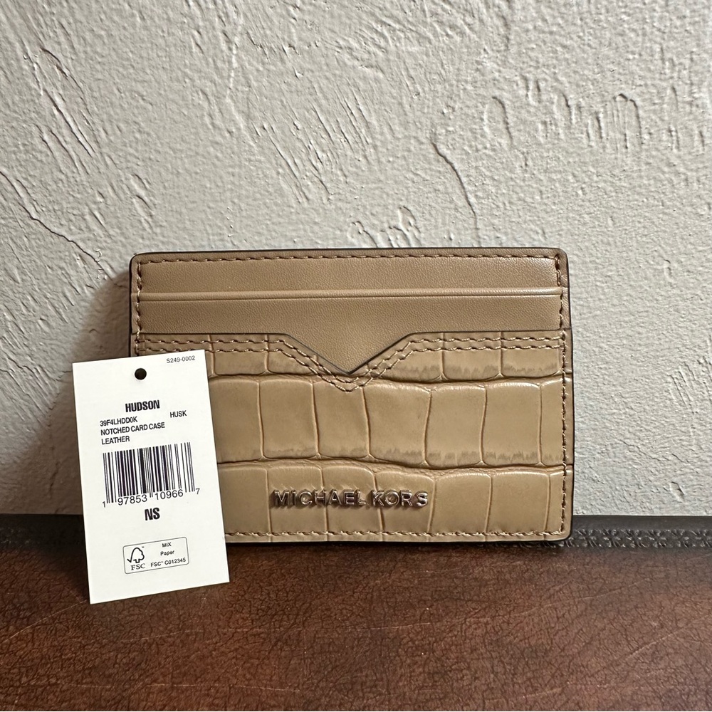 NWT Michael Kors | Hudson Notched Crocodile Embossed Leather Card Case $79 - Picture 1 of 3